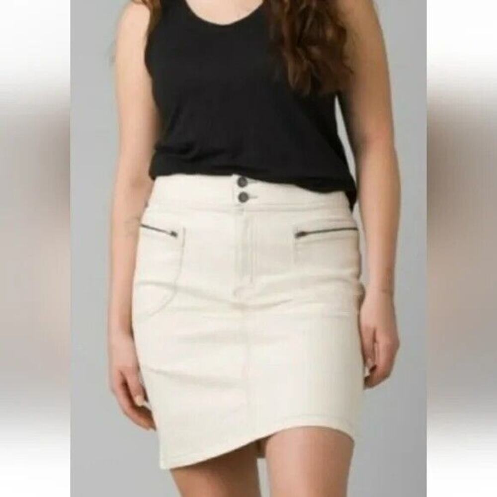 NWT prAna Broadway Cotton Mid Thigh Jean Skirt Zipper Patch Pockets 4 Cream